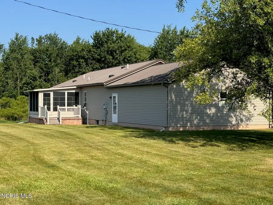 9422 Williams County Road K, Montpelier, OH 43543 - #2