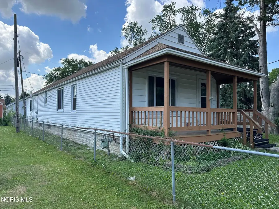 4120 Waltham Road, Northwood, OH 43619 - #3
