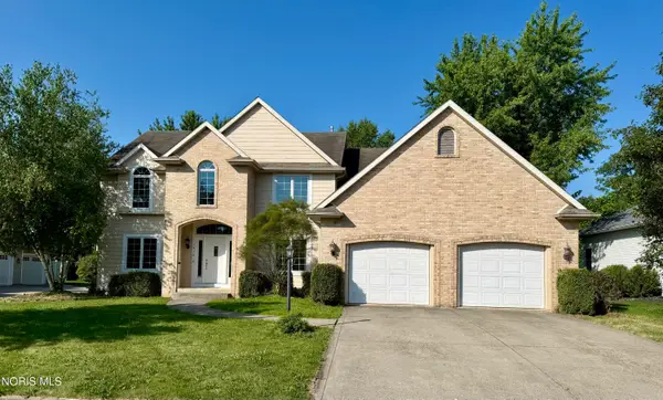 1710 Stonemore Drive, Defiance, OH 43512
