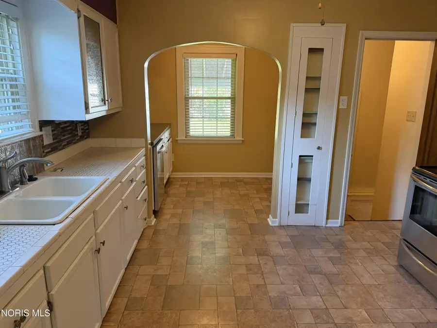 3747 Stannard Drive, Toledo, OH 43613 - #3