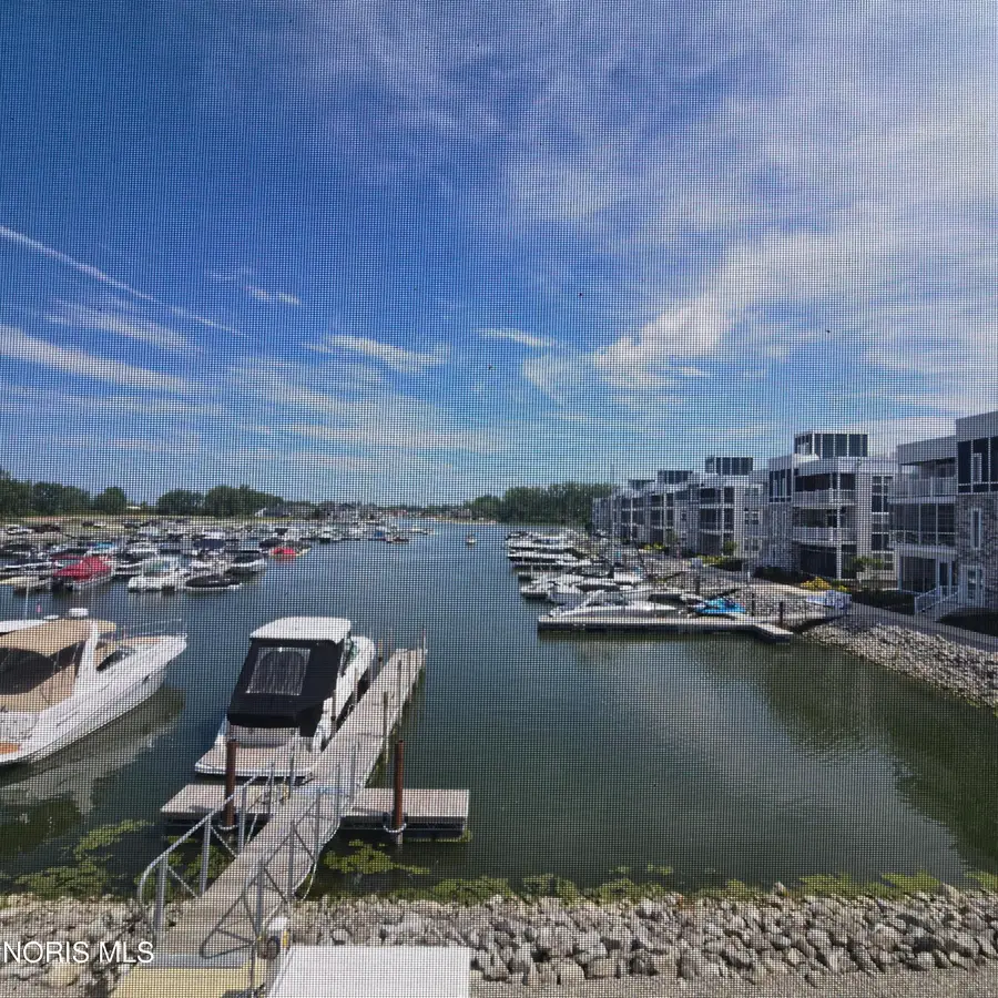2731  S Harbor Bay Drive #1122, Marblehead, OH 43440 - #2