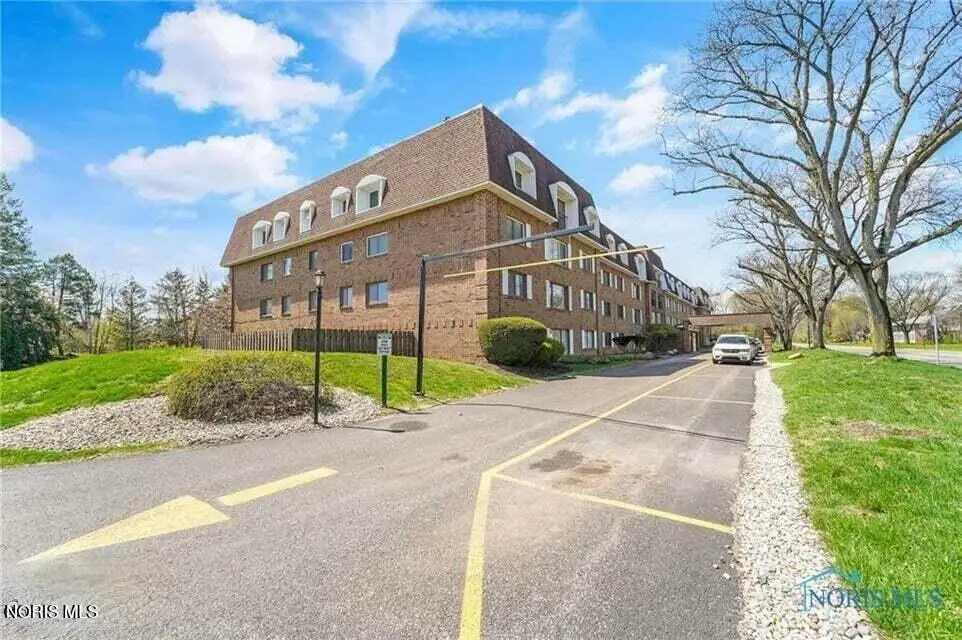 4343 W Bancroft Street #2 C, Ottawa Hills, OH 43615 - #1
