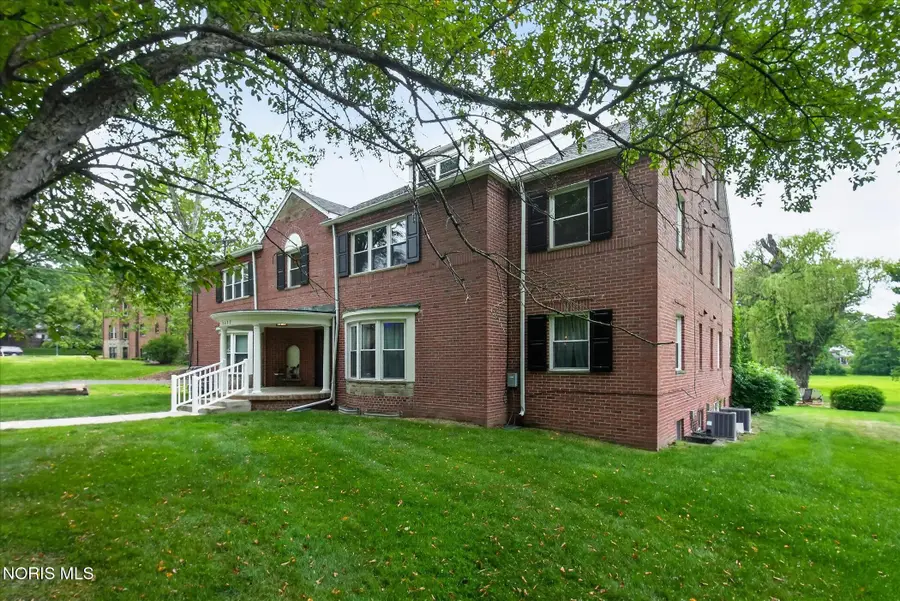 2237 Evergreen Road, Ottawa Hills, OH 43606 - #2