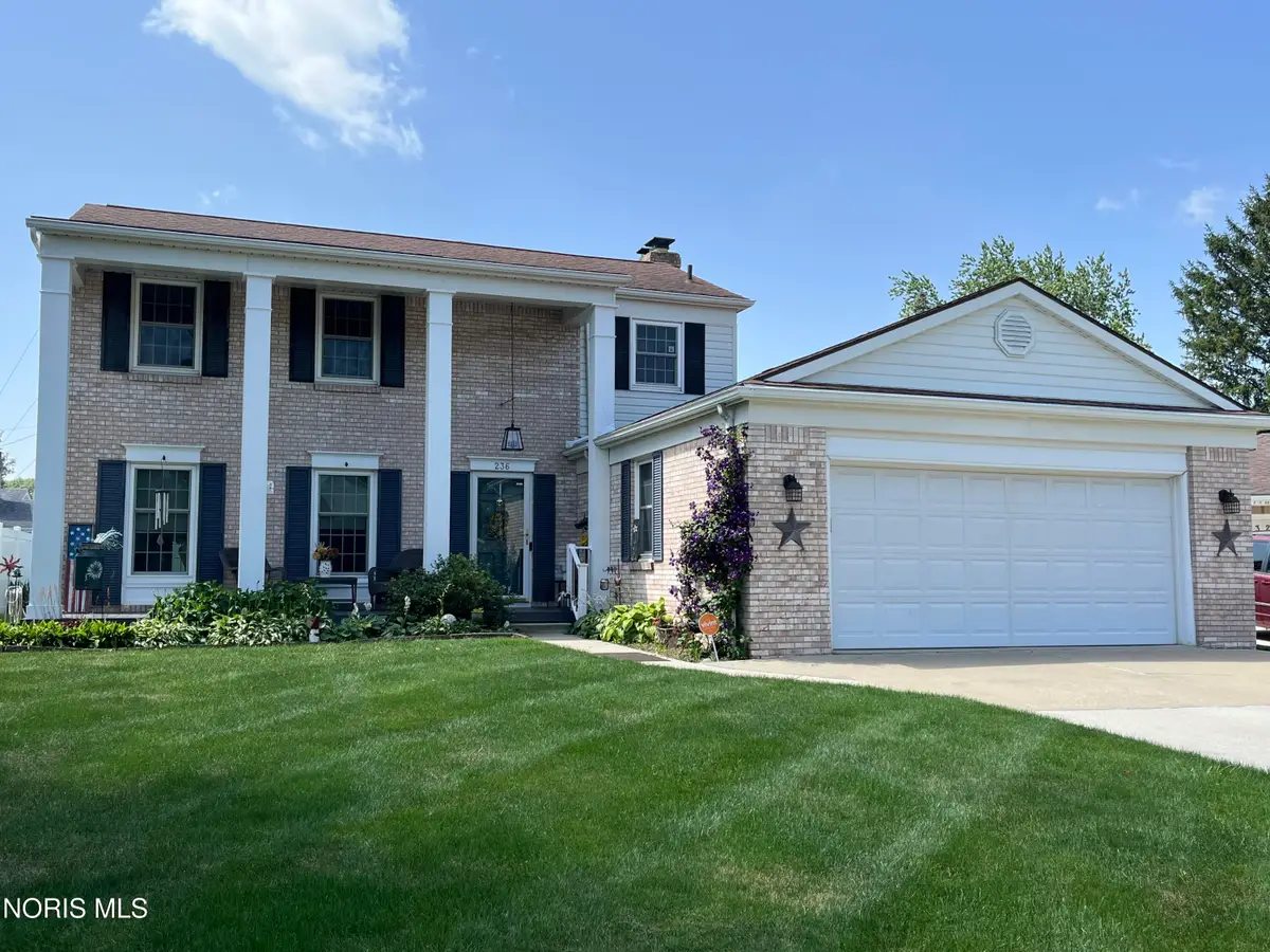 236 Ponderosa Drive, Oregon, OH 43616 - #1