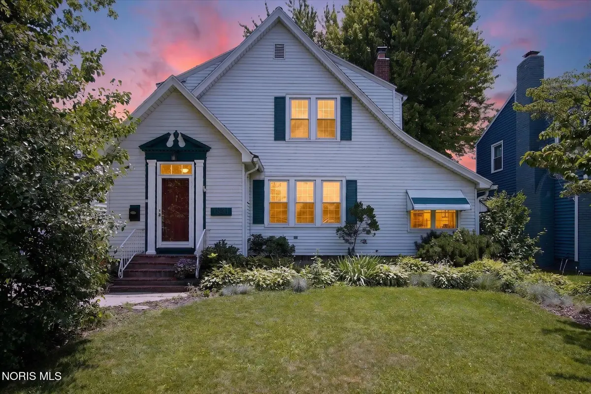 1831 Heatherdowns Boulevard, Toledo, OH 43614 - #1