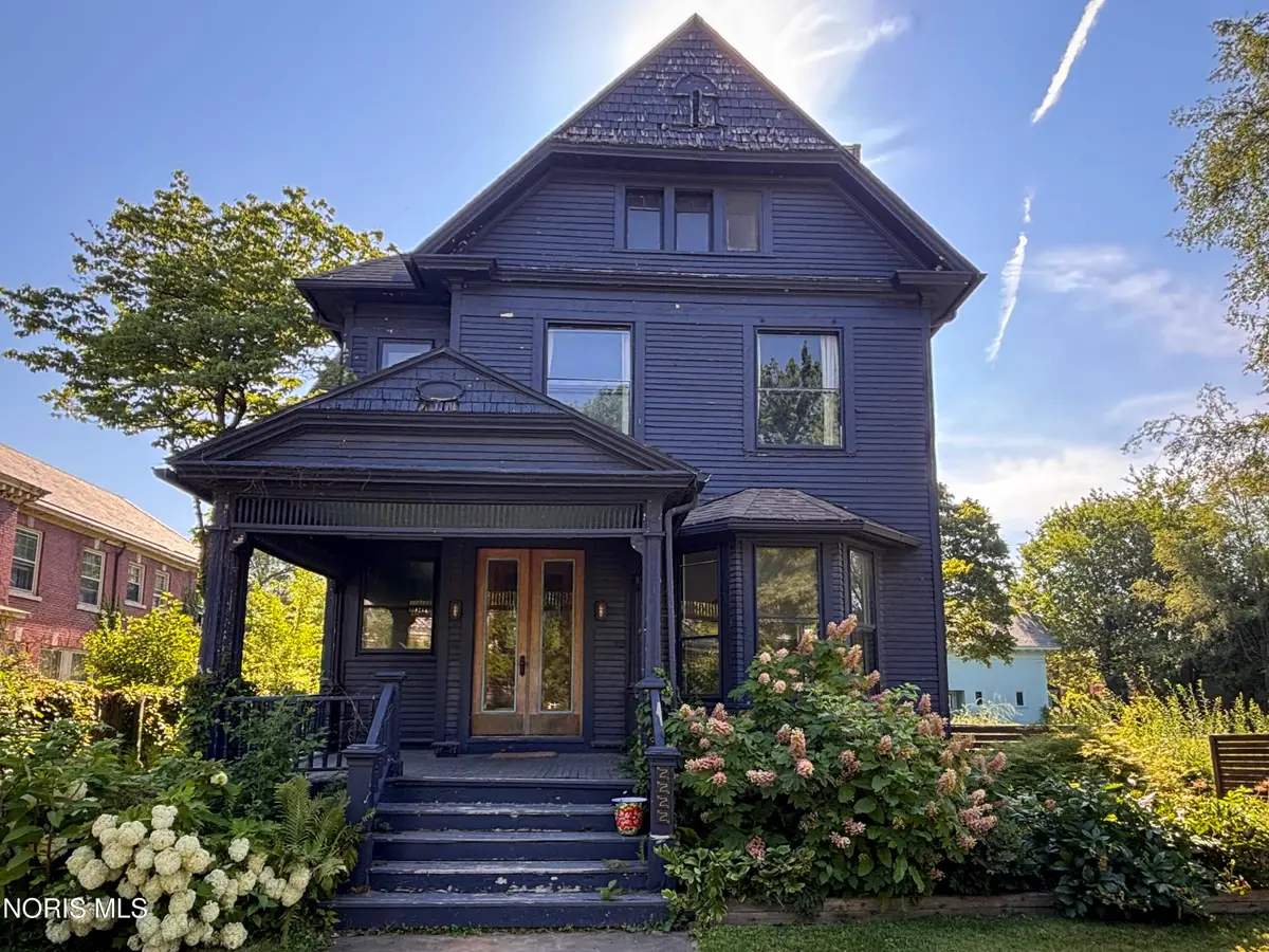 2222 Parkwood Avenue, Toledo, OH 43620 - #1