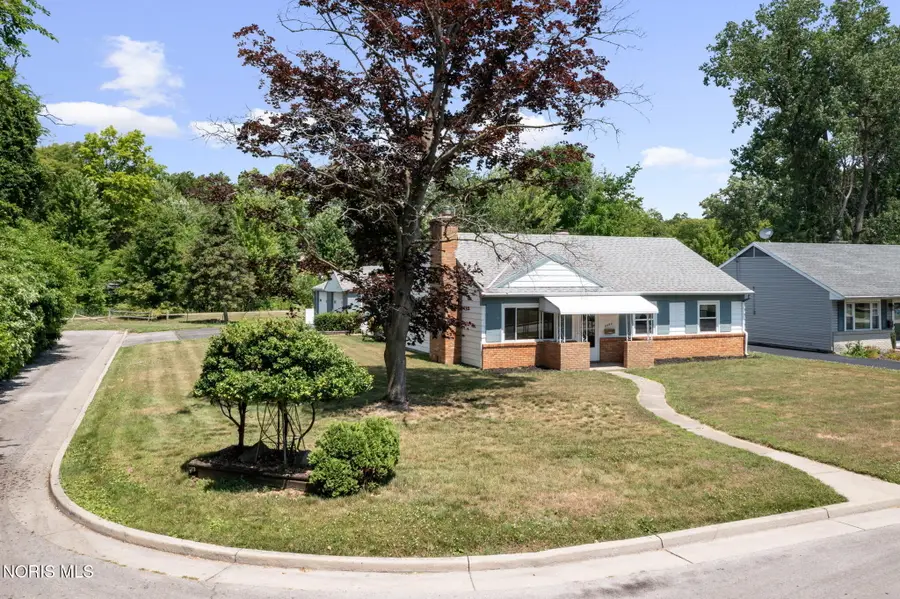 3460 Forest Grove Drive, Toledo, OH 43623 - #2