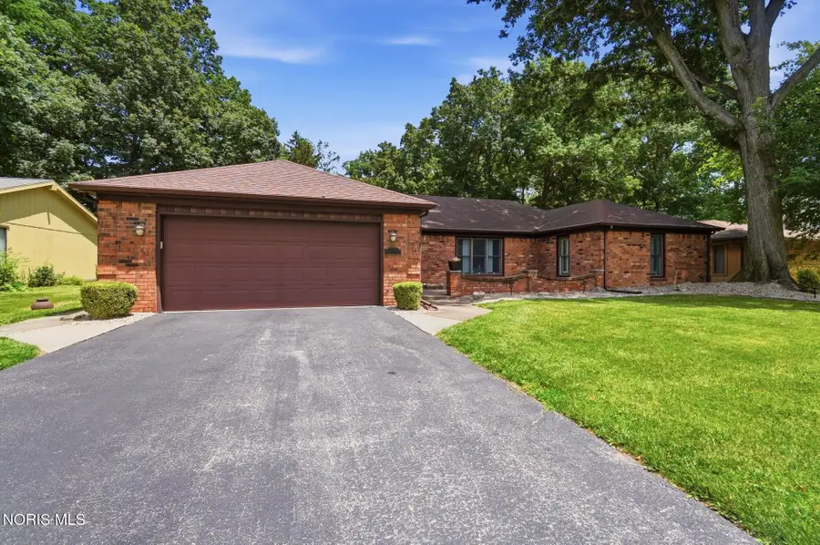 1649 Fallbrook Road, Toledo, OH 43614 - #3