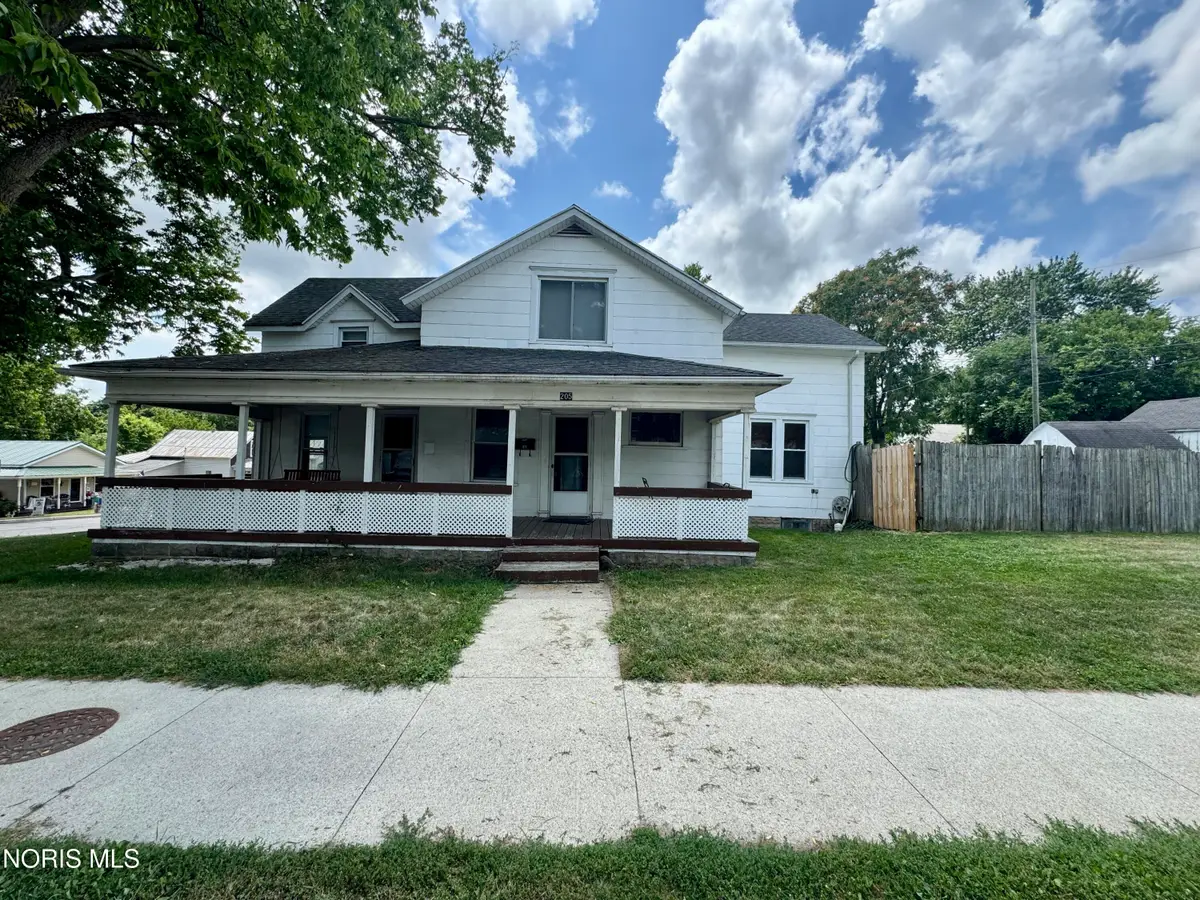 203-205 5th Street, Defiance, OH 43512 - #1