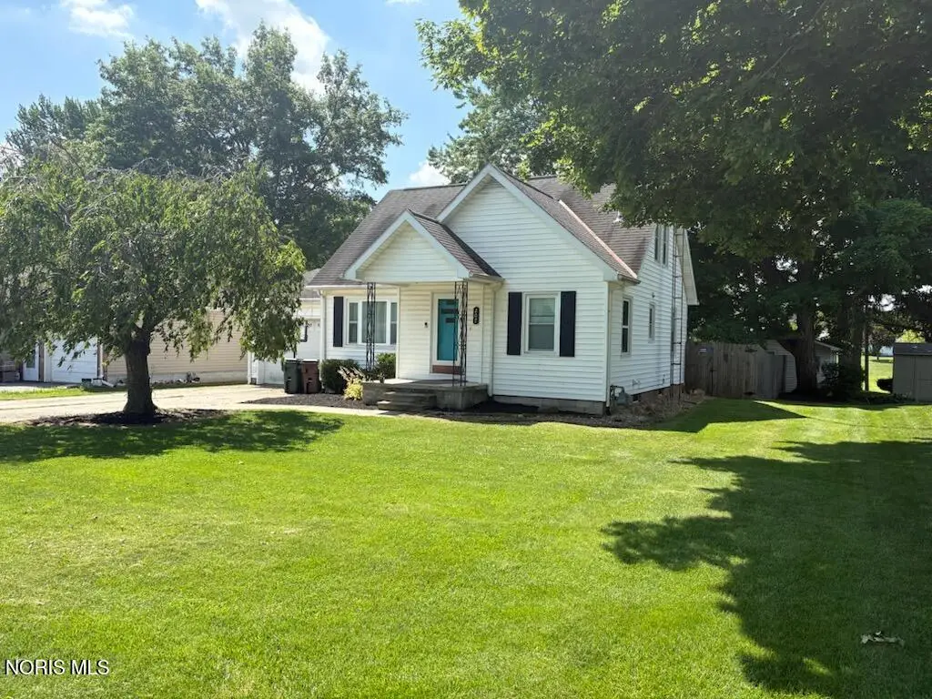 207 Gibson Street, Tiffin, OH 44883 - #1
