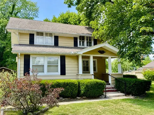 1606 S Crissey Road, Holland, OH 43528