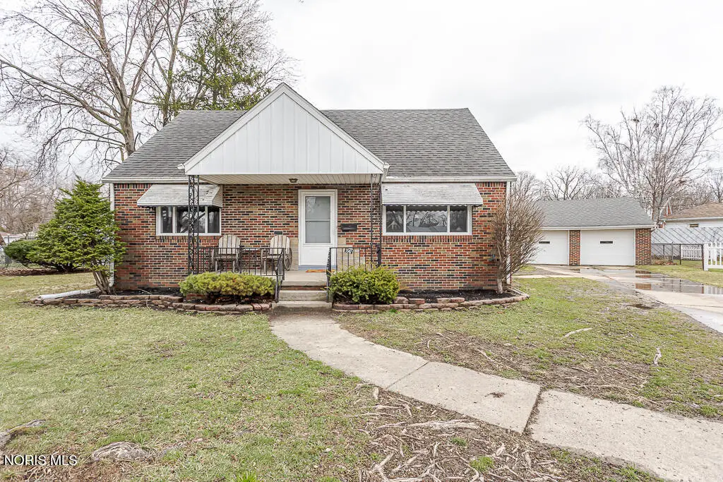 5542 Ashdale Court, Toledo, OH 43612 - #1