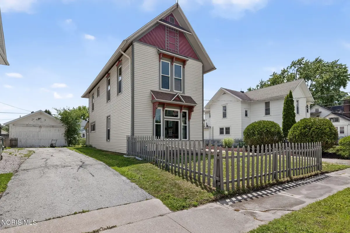 122 Palmer Avenue, Bowling Green, OH 43402 - #1