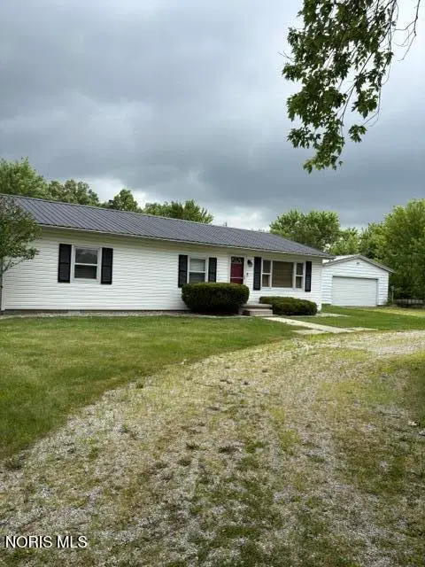 21766 Switzer Road, Defiance, OH 43512