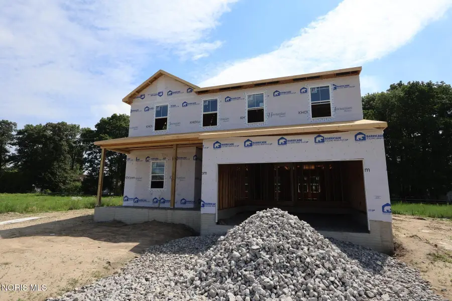 2141 Ellen Drive, Holland, OH 43528 - #3