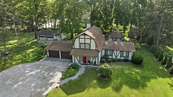 2938 King Road, Toledo, OH 43617