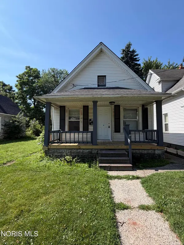 38 E Streicher Street, Toledo, OH 43608