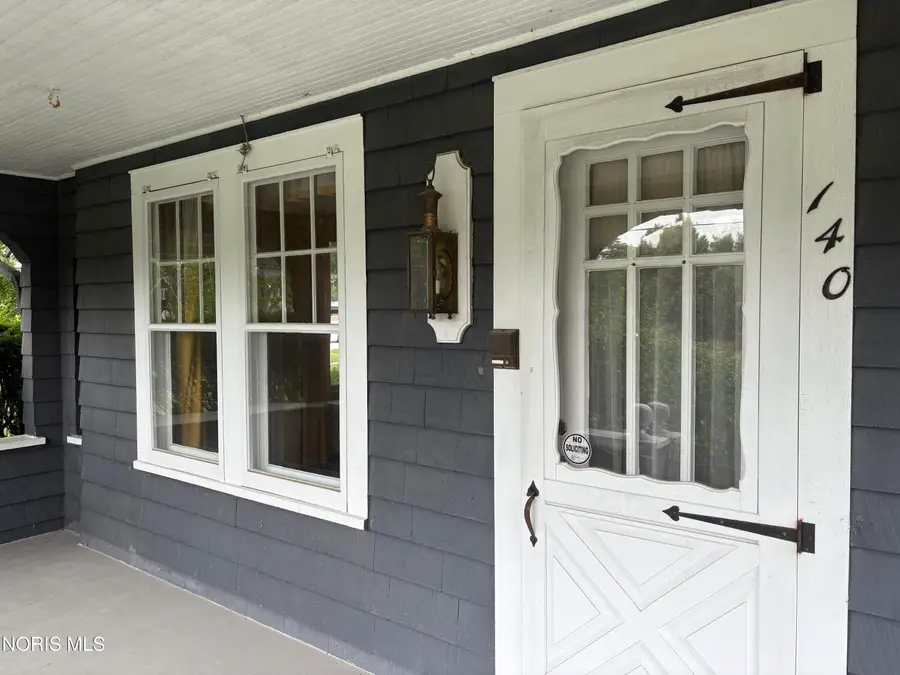 140 E 7th Street, Perrysburg, OH 43551 - #3