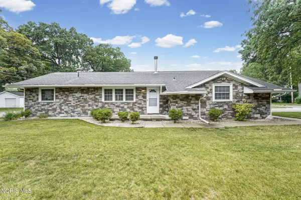 7105 Washington Drive, Holland, OH 43528