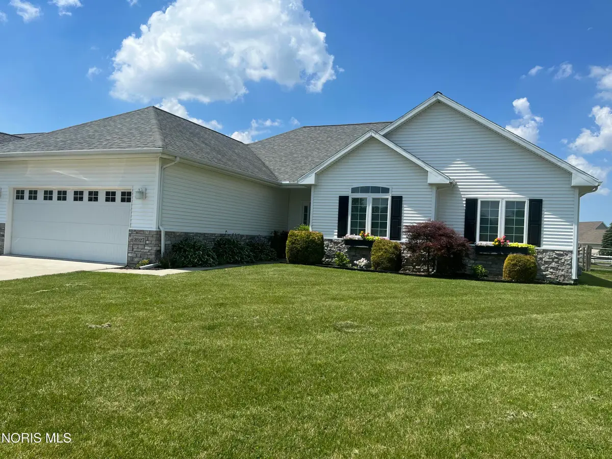 3927 Ten Mile Creek Drive, Sylvania, OH 43560 - #1