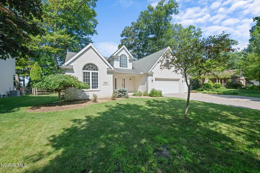 2124 Mcintosh Drive, Holland, OH 43528 - #2
