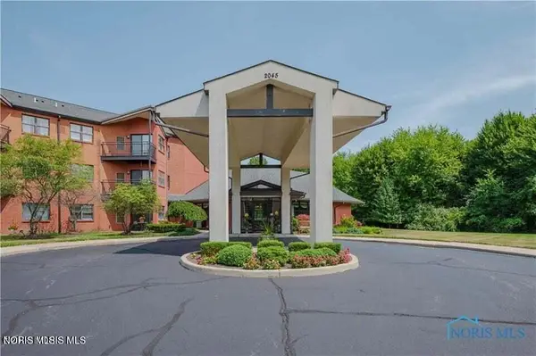 2045 Perrysburg Holland Road #118, Holland, OH 43528