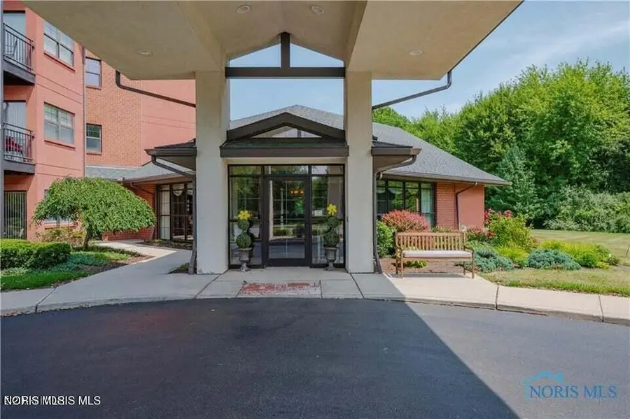 2045 Perrysburg Holland Road #118, Holland, OH 43528 - #2