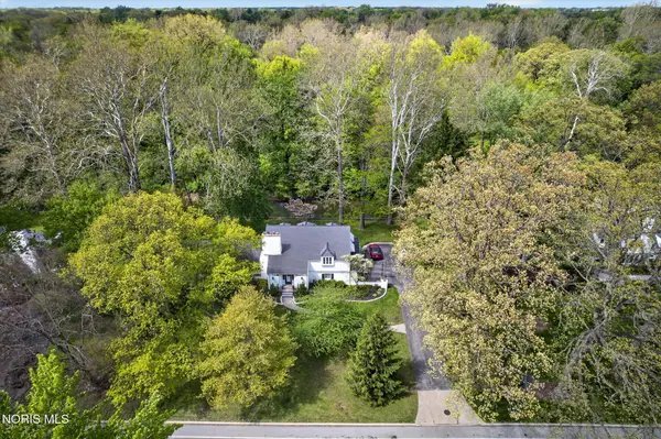 3700 W Bancroft Street, Ottawa Hills, OH 43606
