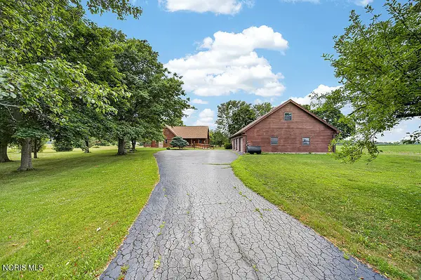 6498 County Road 330, Fostoria, OH 44830