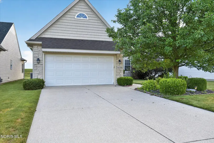 9624 Captiva Drive, Sylvania, OH 43560 - #3