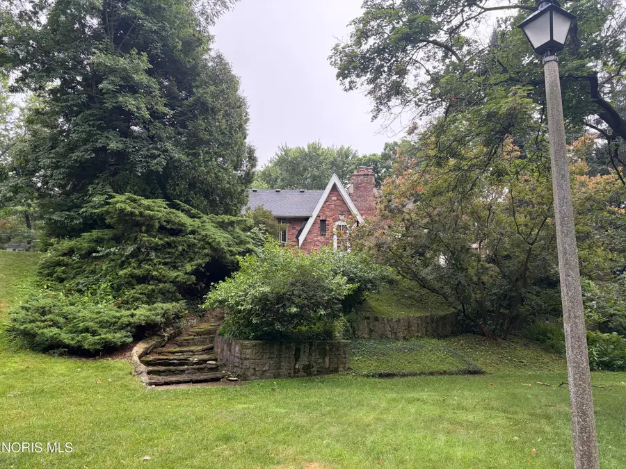 2067 Wildwood Boulevard, Toledo, OH 43614 - #2