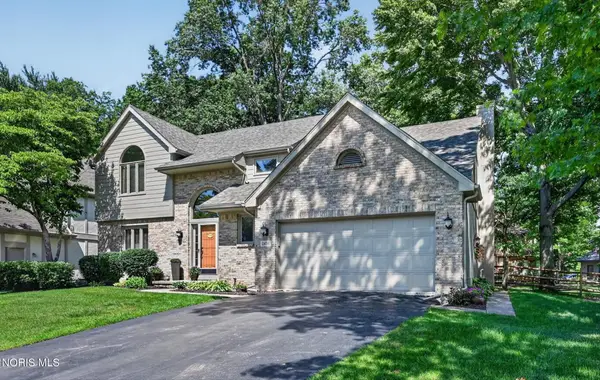 2438 Wembley Terrace #North, Toledo, OH 43617