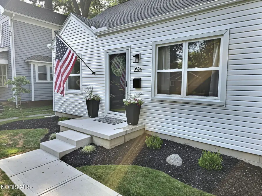 2324 Ward Street, Toledo, OH 43609 - #2