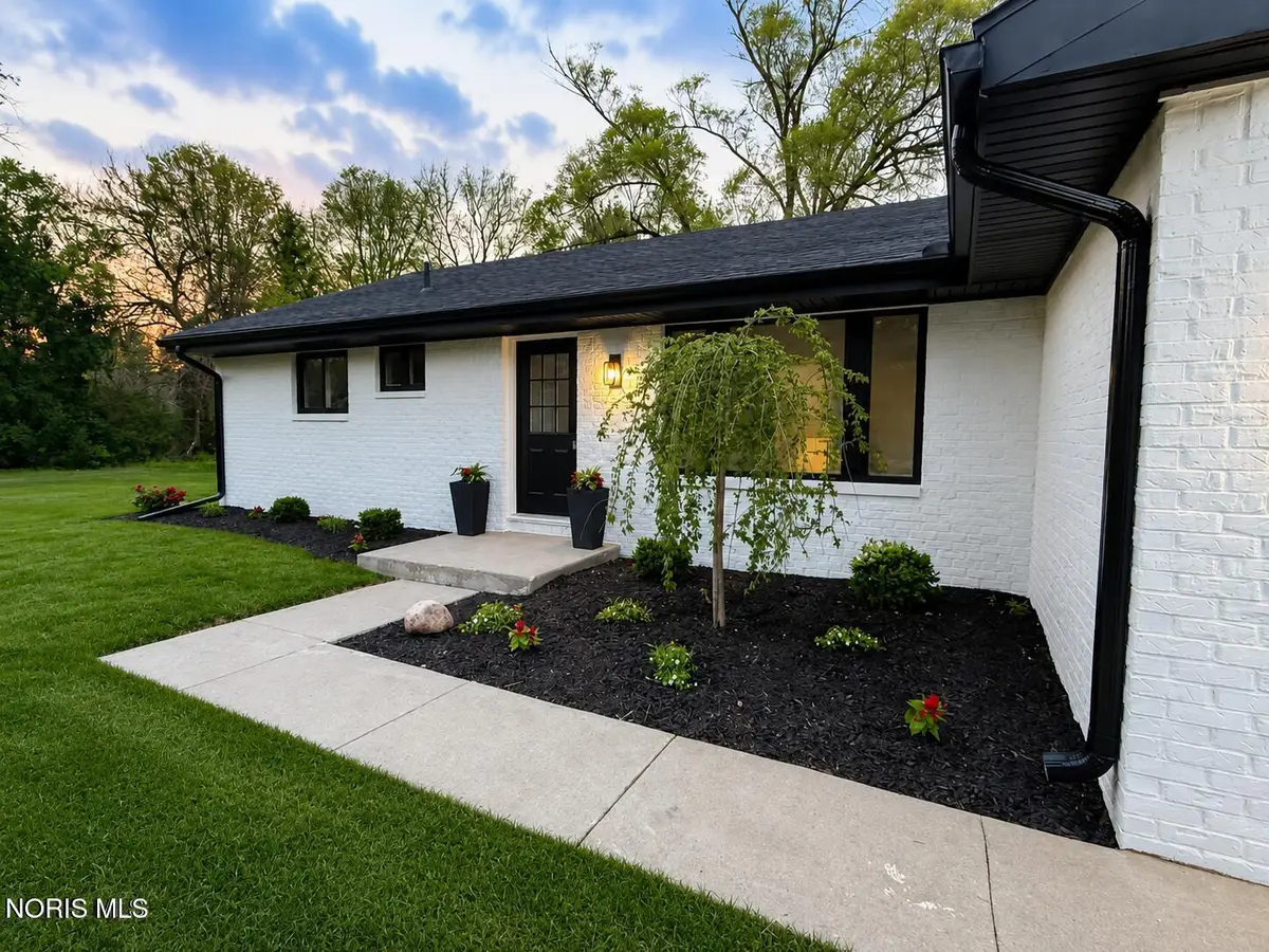 1568 County Road D, Swanton, OH 43558 - #1
