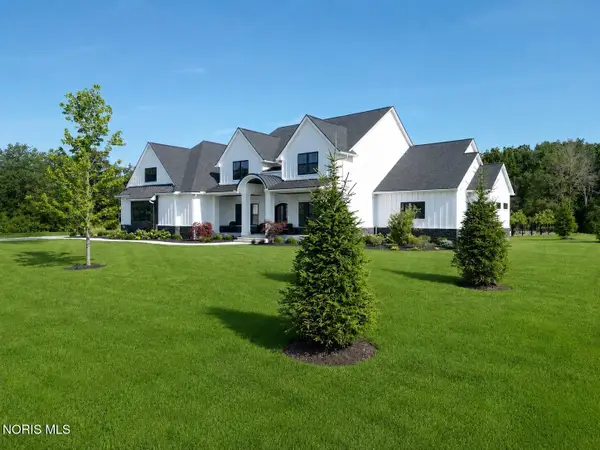 4003 Mccallister Drive, Perrysburg, OH 43551