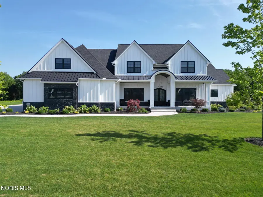 4003 Mccallister Drive, Perrysburg, OH 43551 - #2