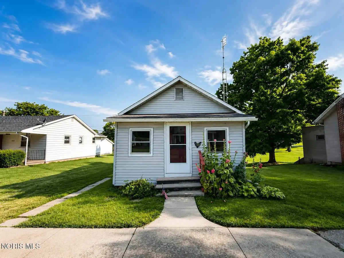 308 W Jackson Street, West Unity, OH 43570 - #1
