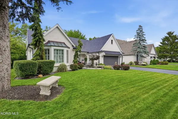 6842 Sunridge Lane, Holland, OH 43528