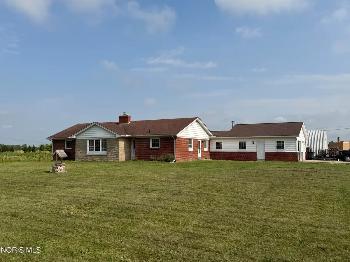 10136 Sylvania Metamora Road, Sylvania, OH 43560 - #1