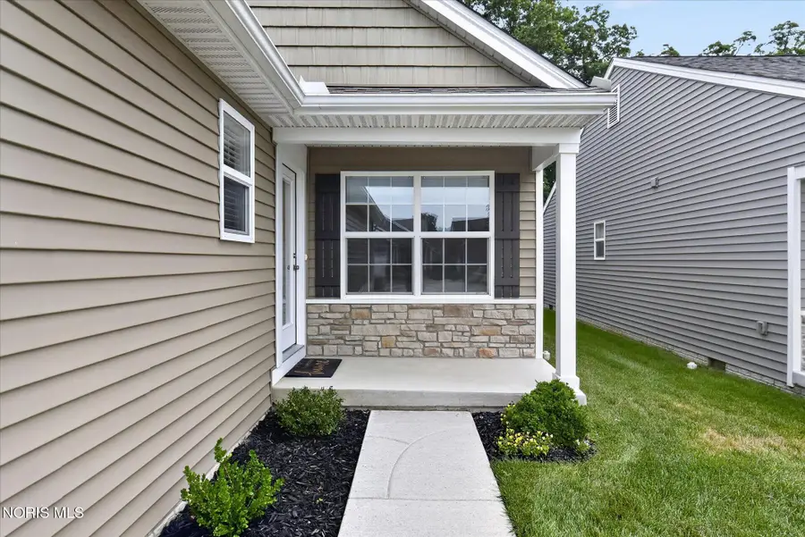 2056 Sunrise Creek Drive, Toledo, OH 43615 - #3