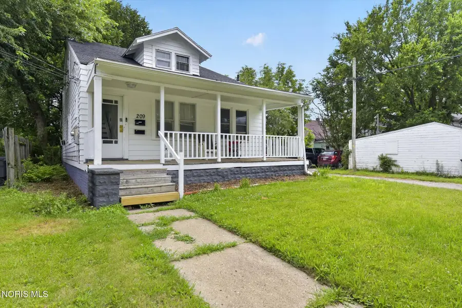 209 Eldred Avenue, Toledo, OH 43609 - #2