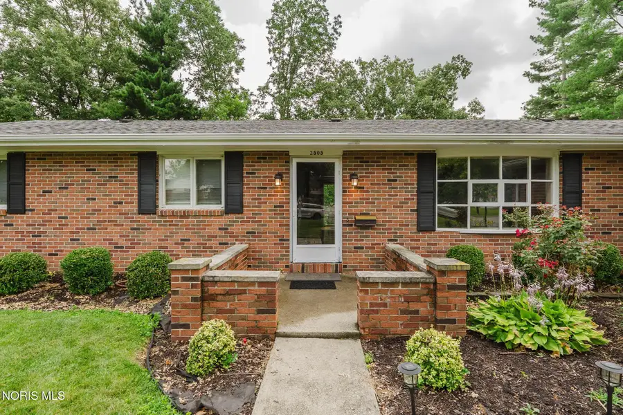 2505 Oakmont Drive, Findlay, OH 45840 - #2