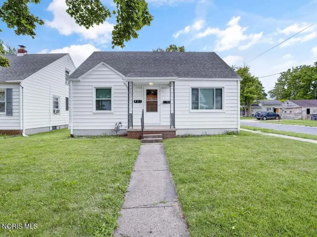 921 Eleanor Avenue, Toledo, OH 43612 - #1
