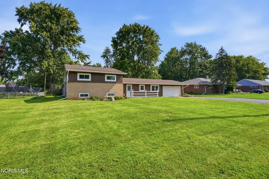 1220 6th Street, Findlay, OH 45840 - #3