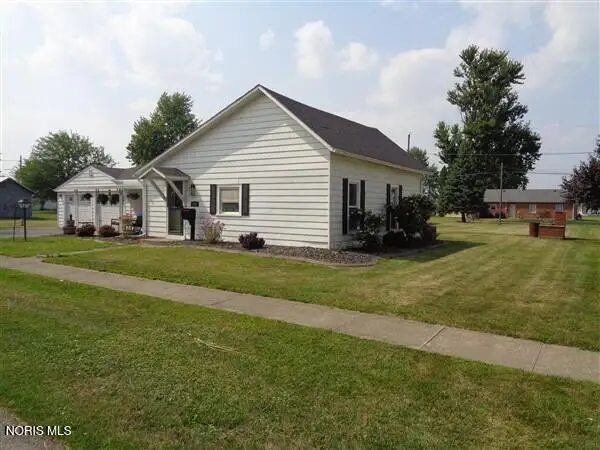 212 W Sugar Street, Leipsic, OH 45856 - #2