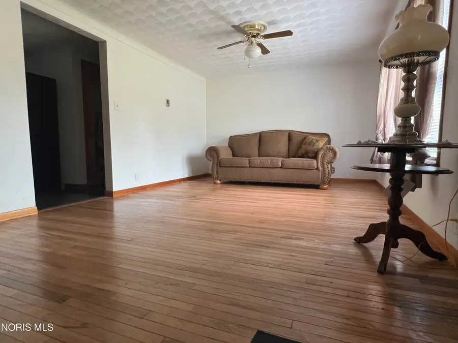 205 S Rock Street, Sherwood, OH 43556 - #2