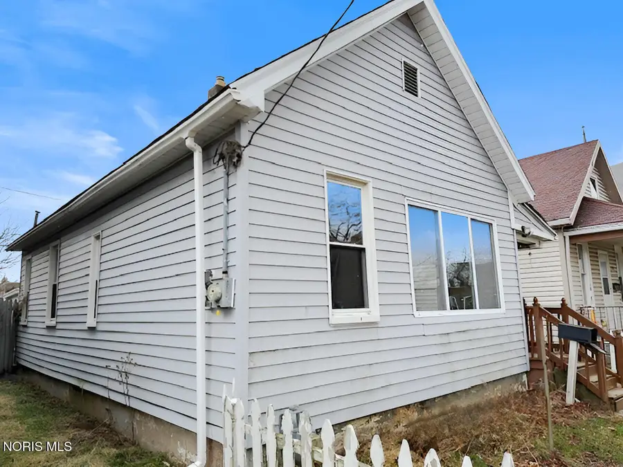 310 Bronson Avenue, Toledo, OH 43608 - #3