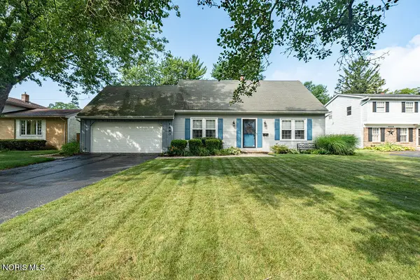 1680 Woodhurst Drive, Toledo, OH 43614