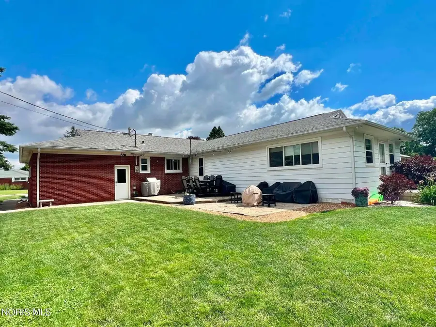 943 Breezewood Court, Findlay, OH 45840 - #2