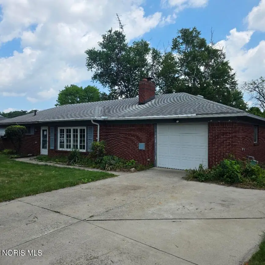 3149 Radford Drive, Toledo, OH 43614 - #3